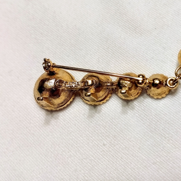 Vintage Sarah Coventry Signed Rhinestone Brooch - Picture 4 of 4